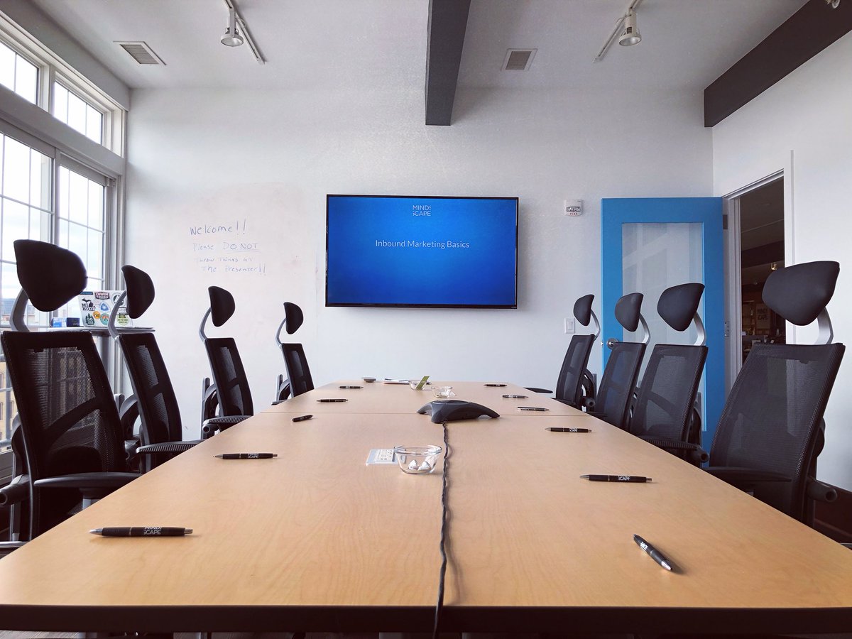 WeAreMINDSCAPE's tweet photo. Our April #LunchAndLearn is about to begin! This month Pete is discussing #InboundMarketing basics! .
.
.
#MINDSCAPE #WeAreMINDSCAPE #MindsofMINDSCAPE #MindscapeMarketing https://t.co/7KK0CF2sU1