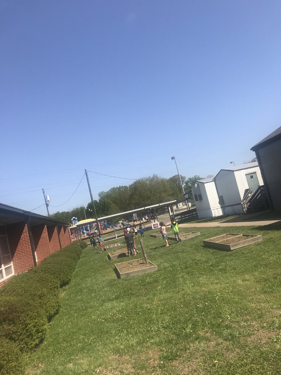 Brandy Hunt tweet media