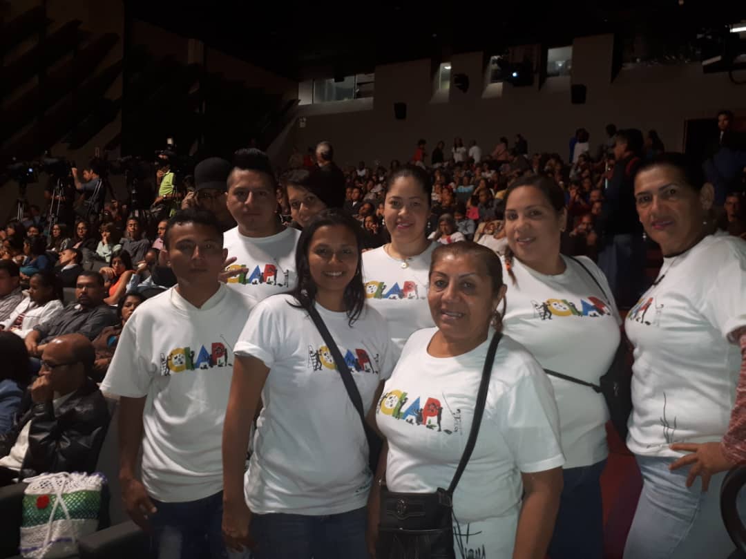 FreddyBernal's tweet image. Conjuntamente con el #BCV, los #CLAP trabajaremos en perfecto engranaje a fin de iniciar un proceso de familiarización del nuevo cono monetario a partir de este #01May. Los #CLAP estamos en la vanguardia con el #BolivarSoberano
#ClapConElBolivarSoberano