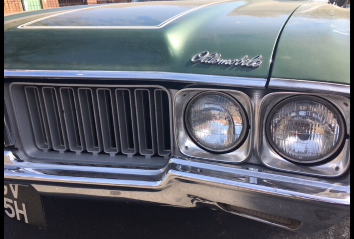 MjeffreyMarc's tweet image. Look what I found parked in the sunshine @prestwichpapers @PrestwichClough @BuryBePartOfIt @guymartinracing #materials #makethingswork