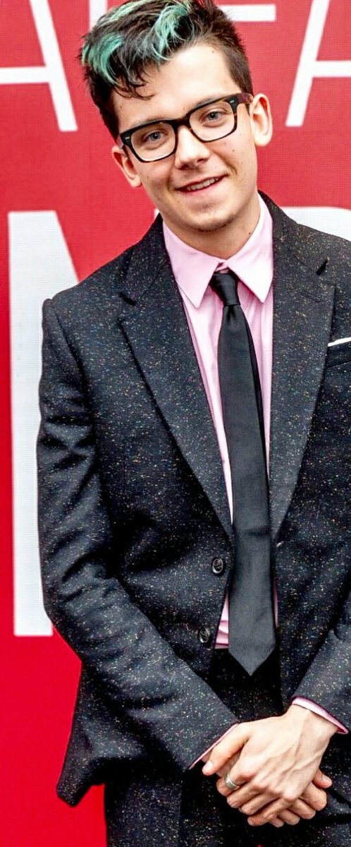 Hey dad. All dressed up. What you think? 😏 @VampOfTheSun