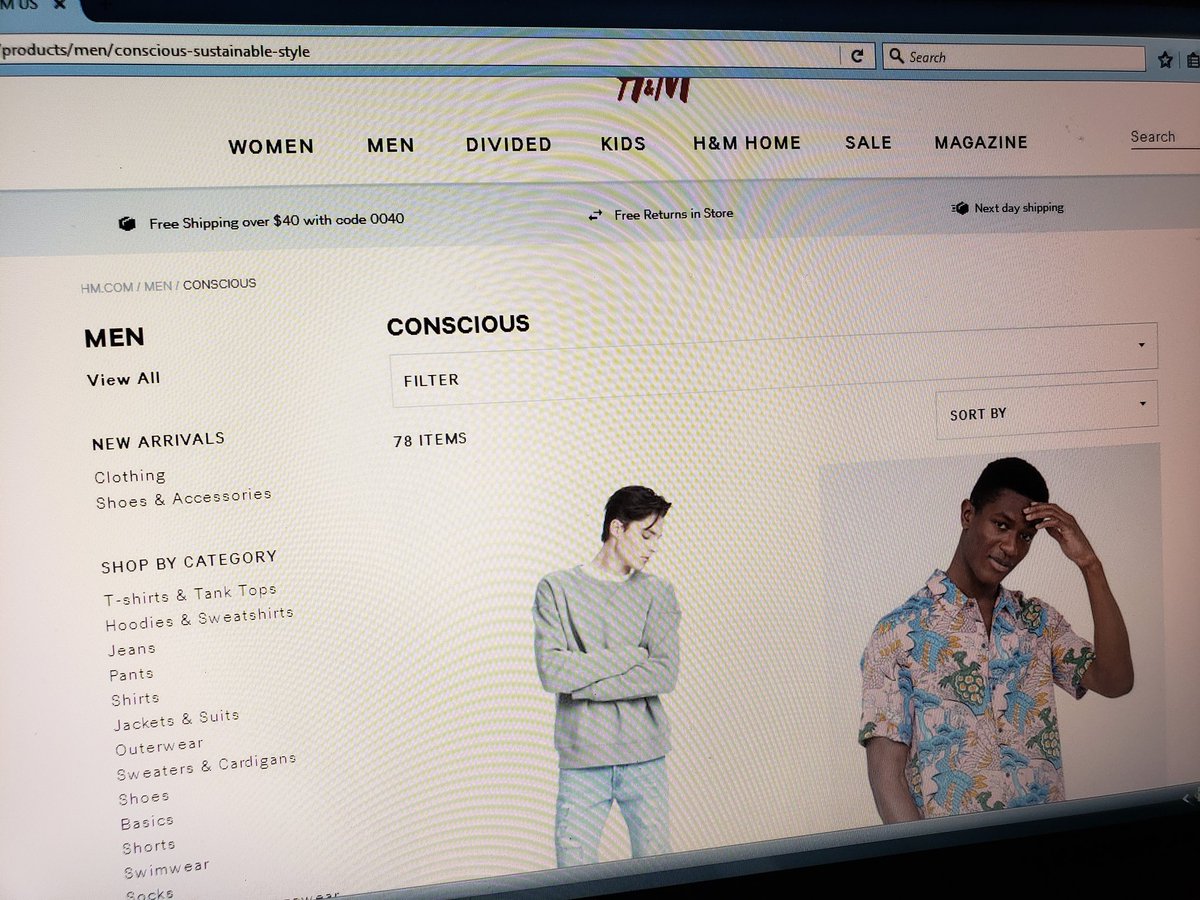 Miestr0's tweet photo. This is conscious wear? H&amp;M got it wrong https://t.co/EmQYnmWYy2