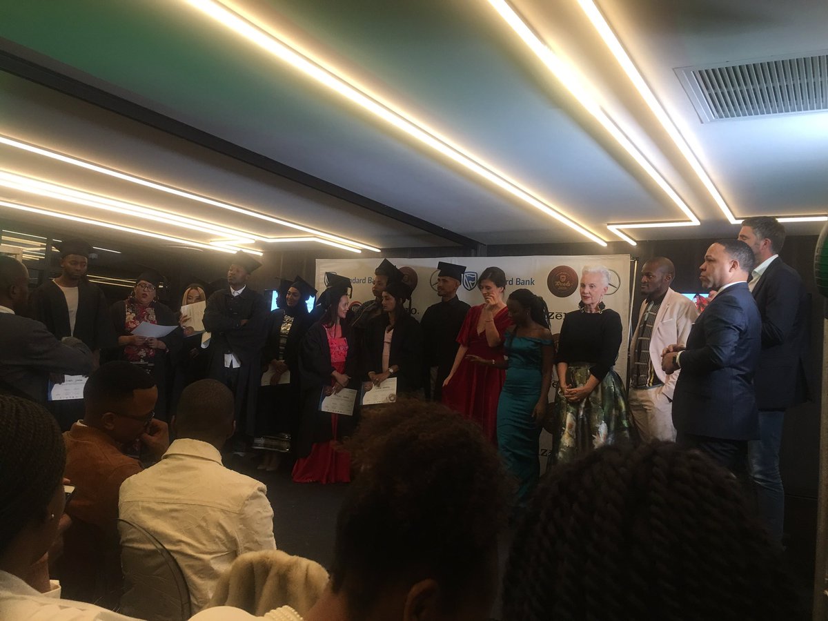 KayaON959's tweet photo. #ThreadsbySB
Congratulations to our entrepreneurs who just graduated from @We_are_threads 16 Week accelerator program #KayaFashion https://t.co/SpozmNAjI9