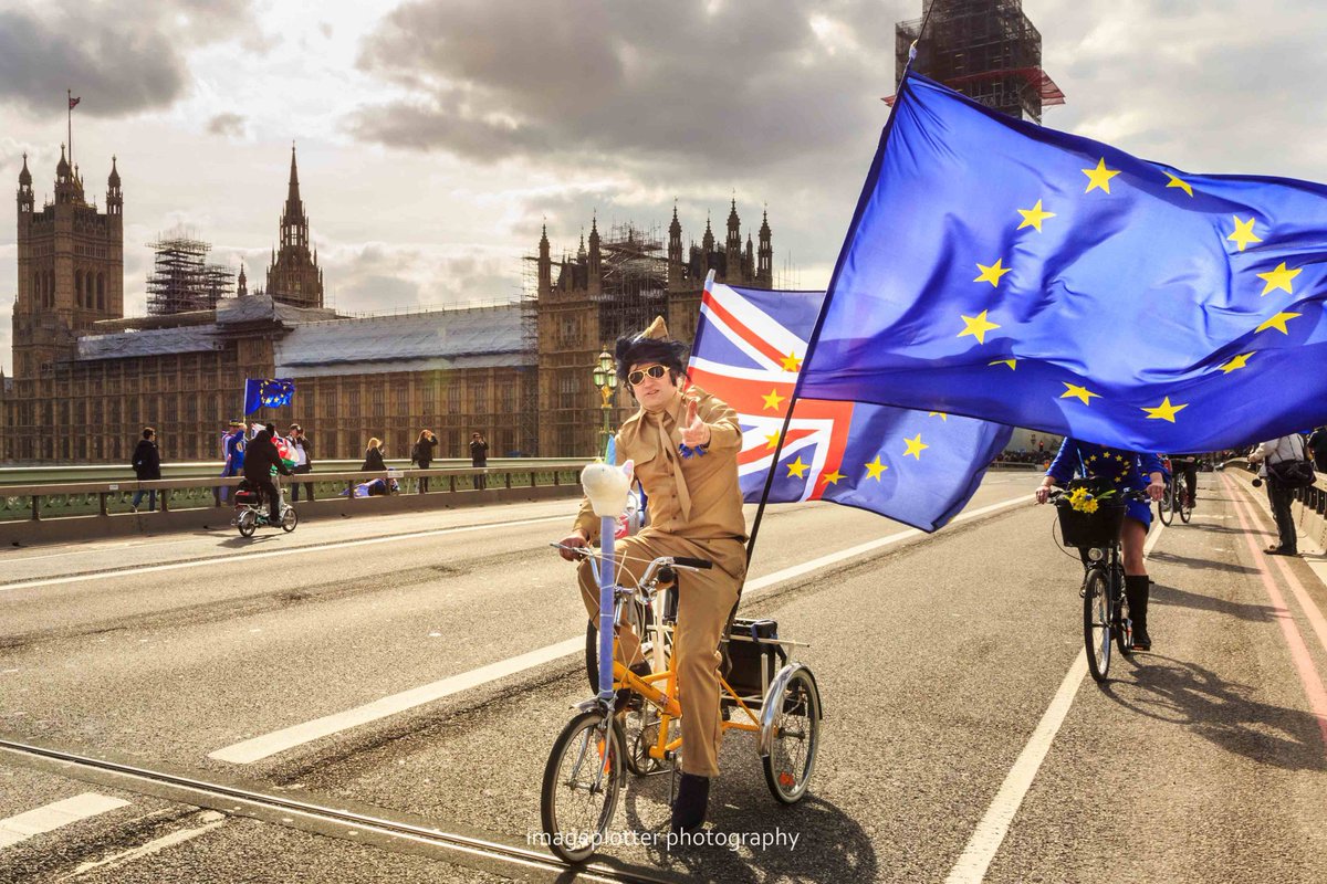 EUlvis's tweet photo. So I only went out for a lil ride with the #SODEM crew on Monday and people keep sendin me photos. Here's some bEUties from my good buddy Christine - thank #EU very much ma'am xxx #StopBrexit #PeoplesVote #FBPE #Remain #Wheels4EU π΄ββοΈπͺπΊπ¬π§π΄σ §σ ’σ ·σ ¬σ ³σ Ώπ΄σ §σ ’σ ³σ £σ ΄σ Ώββπ https://t.co/mnnGm477Gn