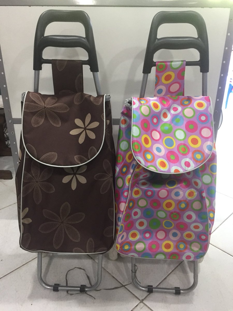 MaxLarUtilidade's tweet photo. Carrinho de mão para feiras e mercados, com lindas estampas!!!

Preço promocional: 44,90$ https://t.co/pXfsHznfqt