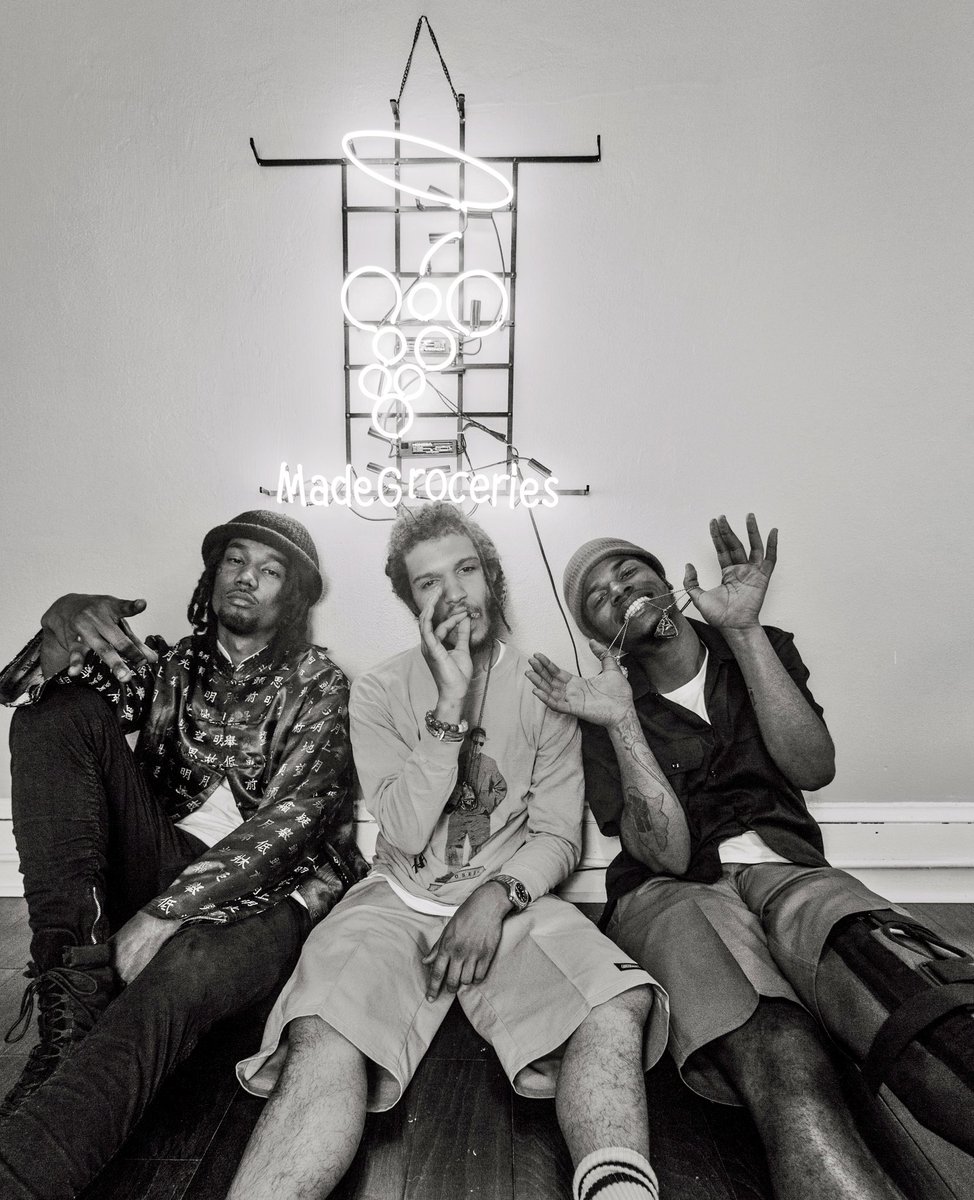 MadeGROCERIES's tweet image. It’s always been right here in the city and we ain’t never been the type to run from what we come from.
#DontBeASlave 
📸: @tvadv_