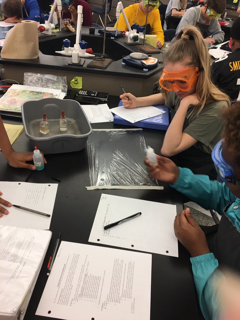 atkinswestchem's tweet image. Predicting precipitates/NRs for double replacement reactions @WSFCS_Science #RealTimeChem #WeDoScienceWell #ExpModelDemo