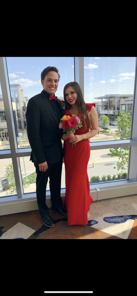 averymuckey's tweet photo. bet you couldn’t guess prom was this weekend (; #jk https://t.co/gT3juVwyQ5