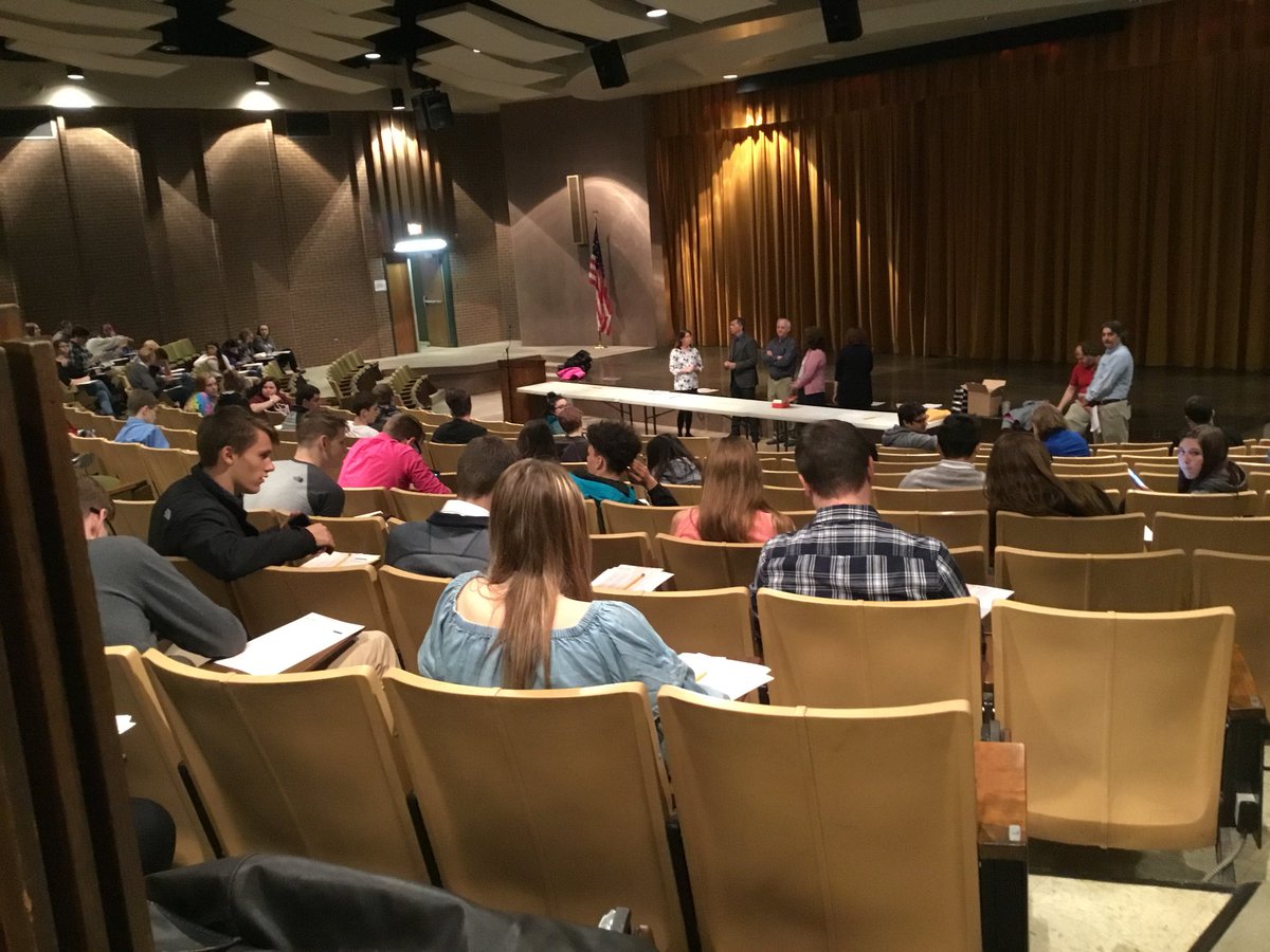 alleganycollgmd's tweet photo. Presentations on Cybersecurity and other Computer Science programs, as well as hands-on activities in the sciences; chemistry and Anatomy & Physiology.
#EngageYourFuture #alleganycollegeofmaryland #ExperienceACM #DiscoverACM #collegevisit https://t.co/PwtReyouGW