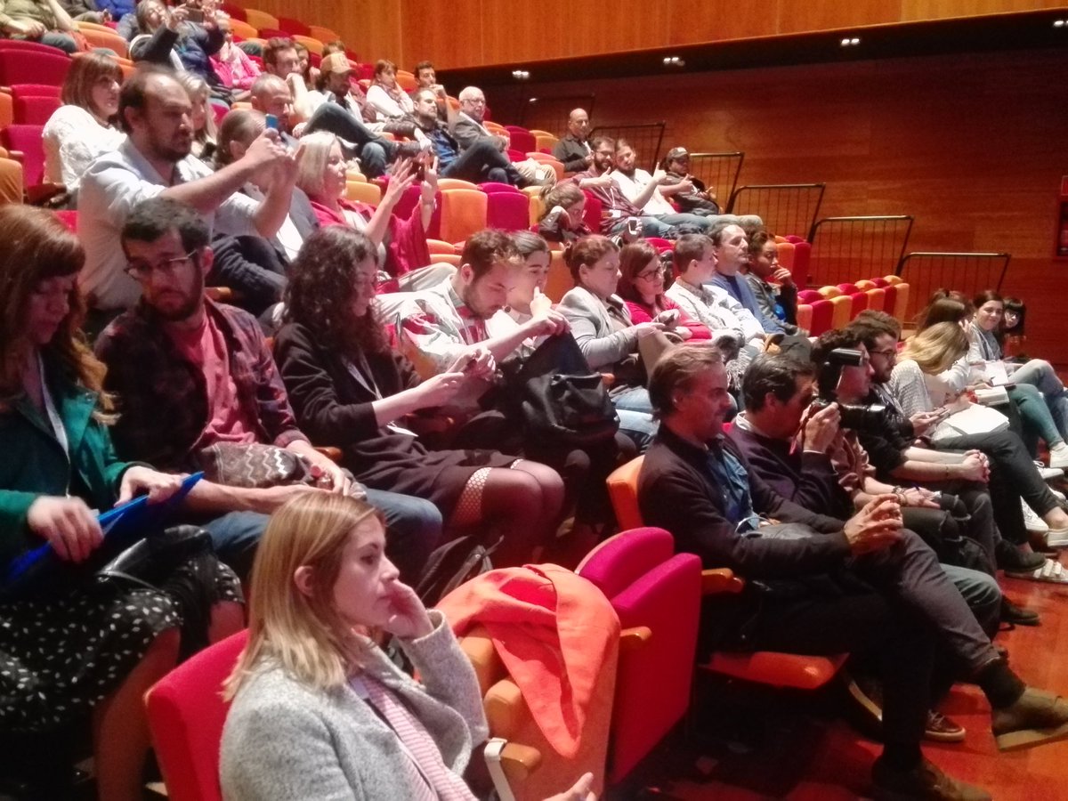 Jespermon's tweet photo. Ahora nos quedamos con #Aliens y #ElViajeaIslandia, dos cortometrajes de los que optan al premio al mejor cortometraje documental del #21festivalmálaga.

Casi lleno en el Teatro Echegaray!

@NewWStudios @RAtalaya_Cabra https://t.co/Wo3fXdvSD9