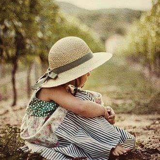 لا ٱضام وانت حسبي
 ولا افتقر وانت ربي
 يارب أليك فوضت امري