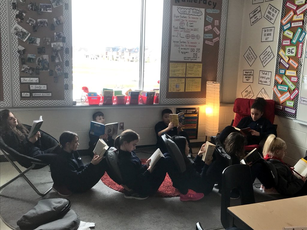 MrsLepine5's tweet photo. We love curling up to a good book! #readingtrain @StGregoryHCDSB 📚 https://t.co/qnx9xgD1WU