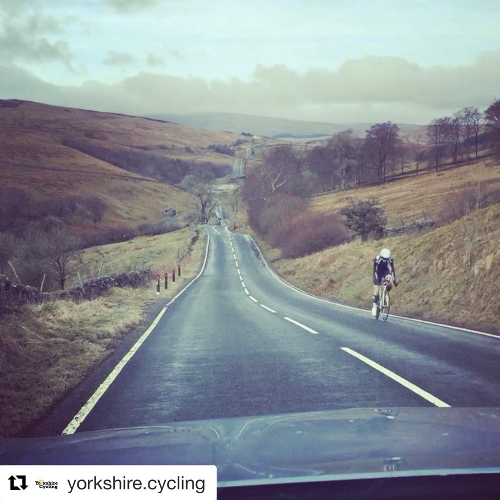 yorkcycleclub's tweet photo. We are spoilt for choice in the #yorkshiredales There is always a #Yorkshire hill to climb! #cycling #yorkshirecycling #yorkshiredales #sunsout https://t.co/CGoVweSNzi