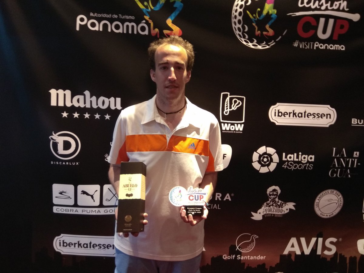 Fue bonito mientras duró lo de pensar que podría llevarme el primer puesto, pero esta es la cara de tonto que se le queda al segundo. Aún así, fantástico día en <a href="/golf_santander/">golfsantander</a> disfrutando de jugar la <a href="/ilusionCUP/">Ilusion CUP PANAMÁ</a>
