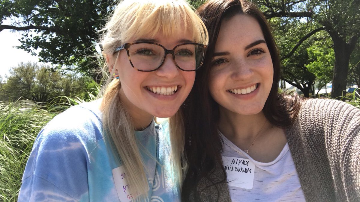 kayla_NTHC's tweet photo. #ntdayout18 loved going to the aquarium 🌊🐠 https://t.co/N97lCXgyud