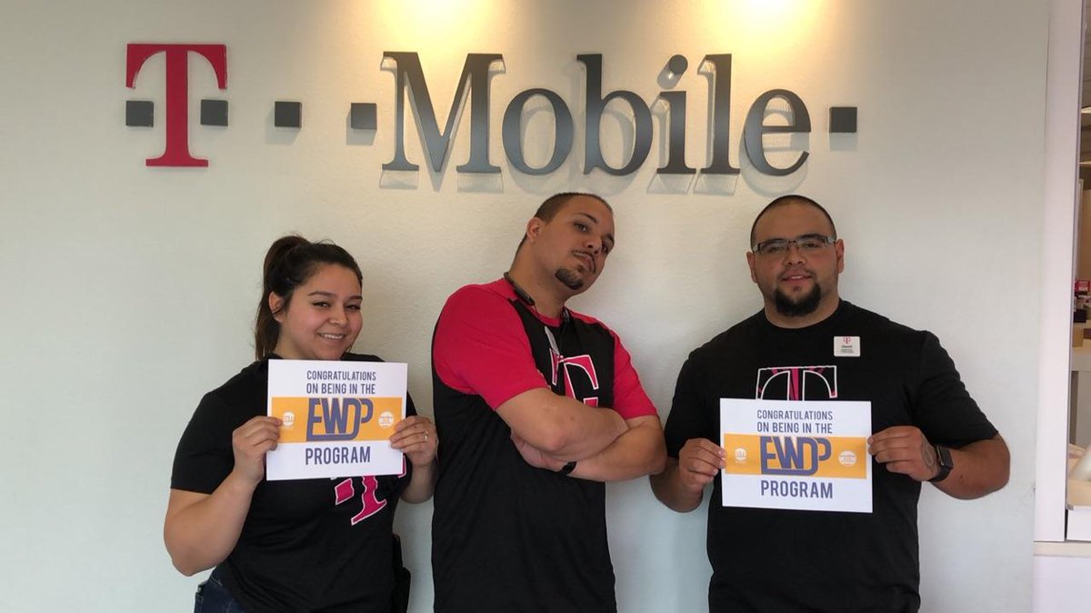 C_Rod879's tweet photo. A little late but super proud to have these 2 in our ewdp program!!! @MayraHaro3 @Nopressure214  @B_Vargas22 @isaac2691 https://t.co/9NiTlsotDU
