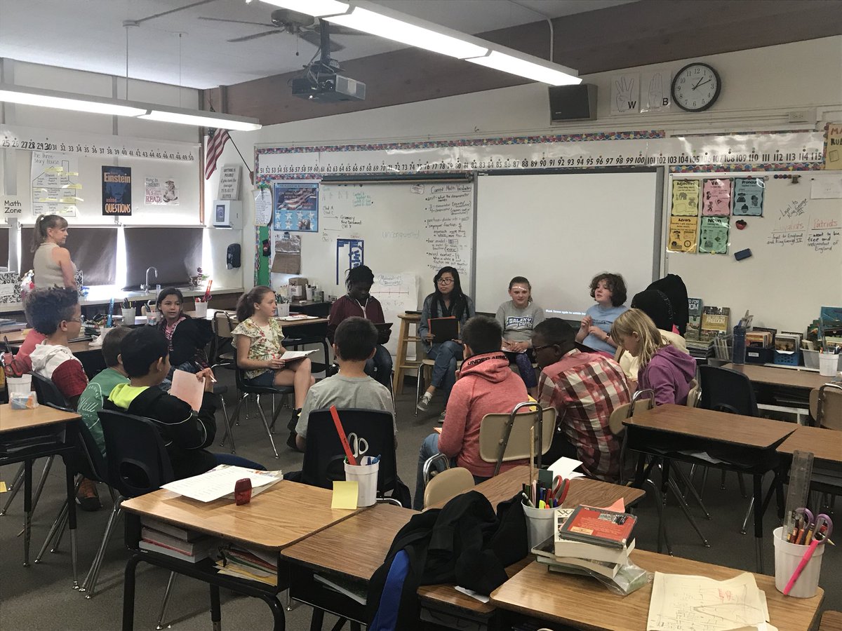 tapgirl1979's tweet photo. 5th graders @TaftElem diving right into a Socratic seminar; discussing character traits needed to overcome life’s obstacles! #bsdpride #citingtext #engagement @wranglerrausch https://t.co/AfT0BY8w7z