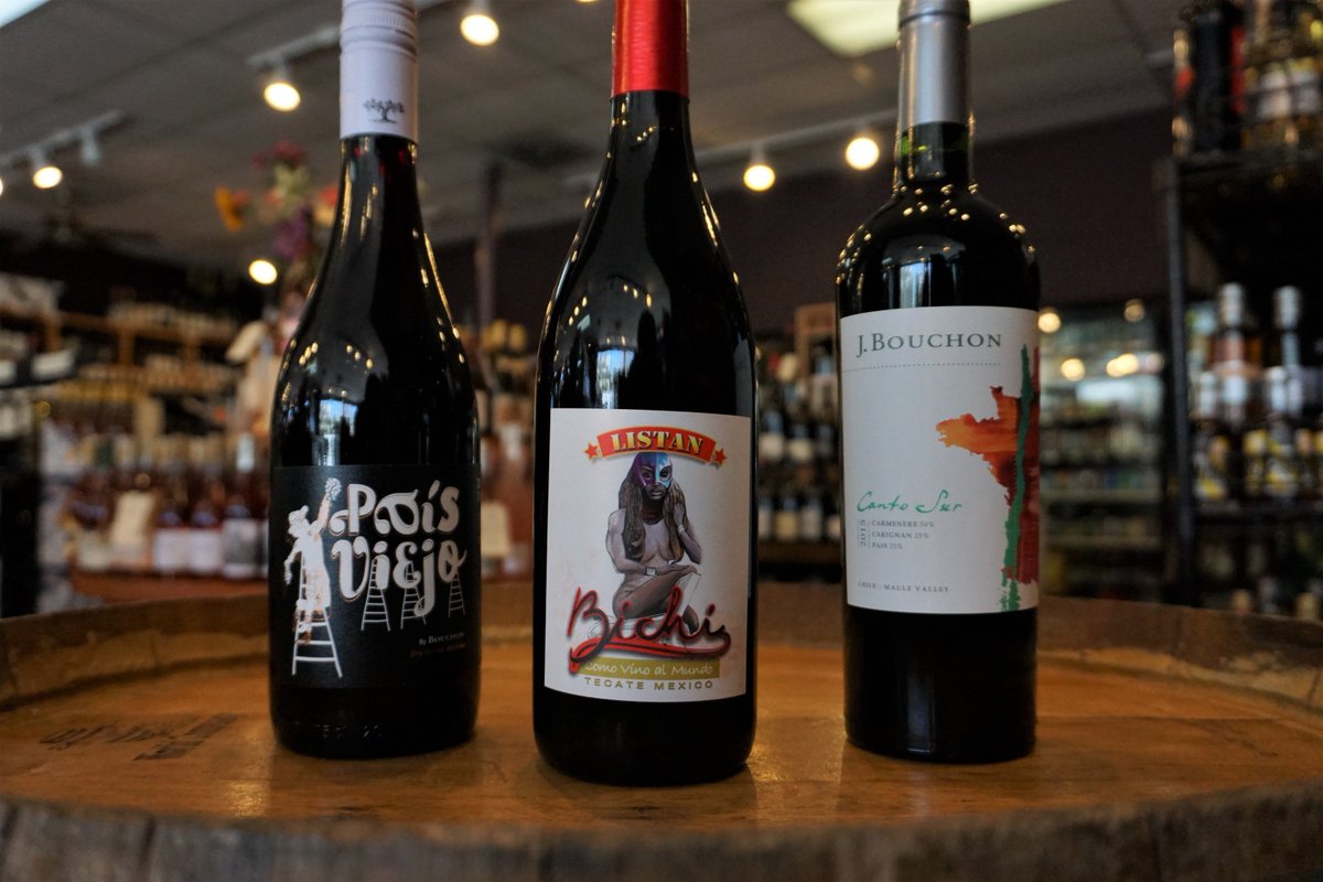 We're opening up some awesome bottles tonight + tune into KUVO 89.9fm at 4:30. We have the Bichi Listan paired with a dish from Que Bueno Suerte