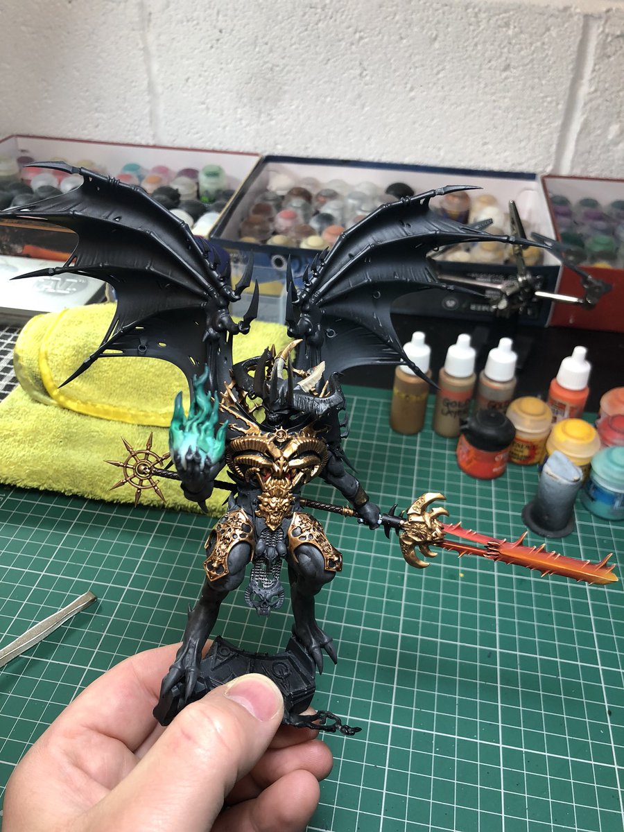 Robert Ellis tweet media