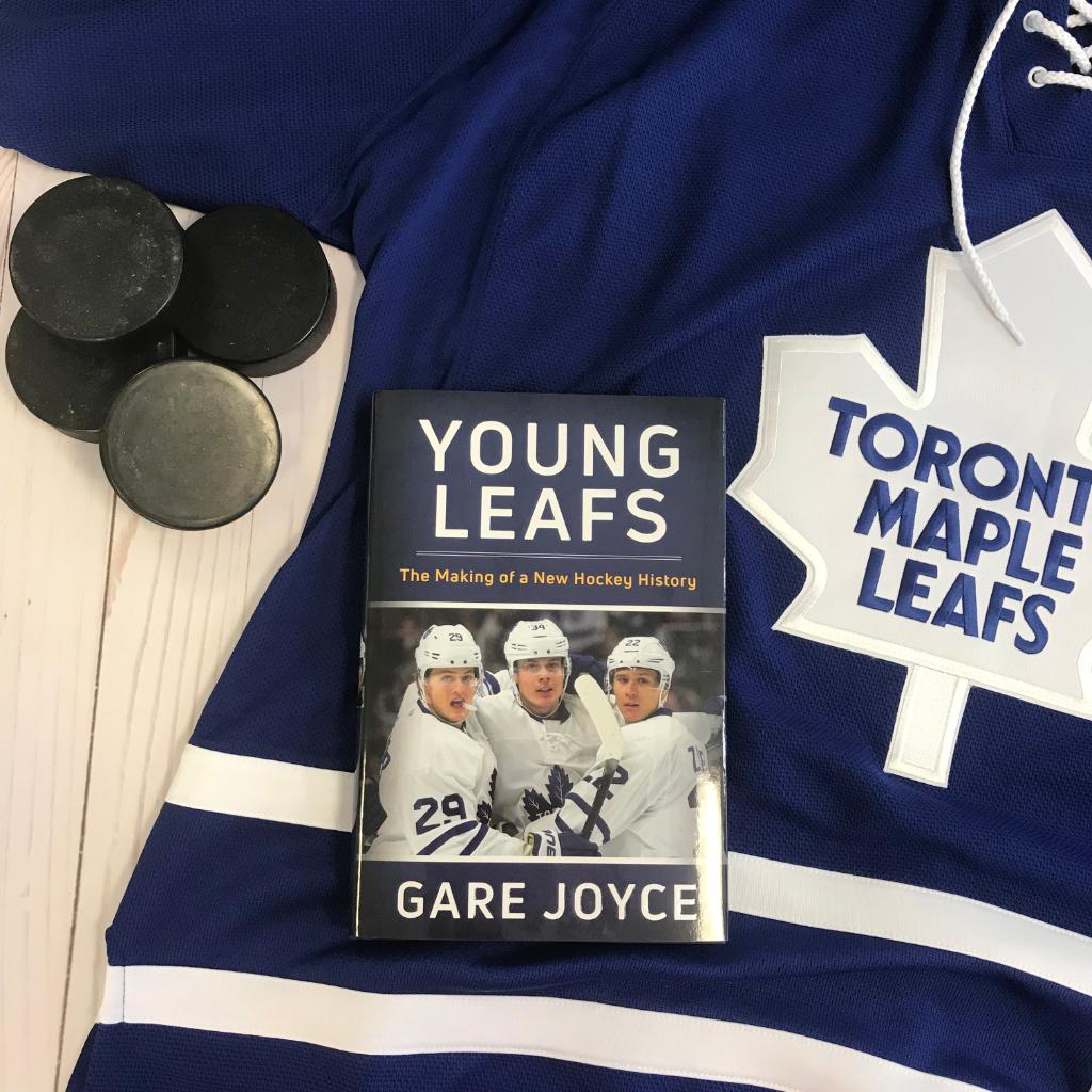 SimonSchusterCA's tweet photo. Cheer on the @MapleLeafs tomorrow night as they go into Game 4! Learn more about #AustonMatthews in @GareJoyceNHL's book #YoungLeafs: https://t.co/V8Jn7WRJ9d #LeafsNation #TMLTalk #Toronto https://t.co/GaE5FyONOI