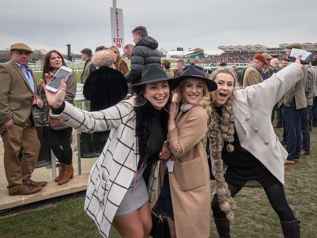 RacingPost's tweet photo. It's all about the fillies and mares at Cheltenham tomorrow >>> https://t.co/xPoCFd9C4D https://t.co/GFv8aLt6fF