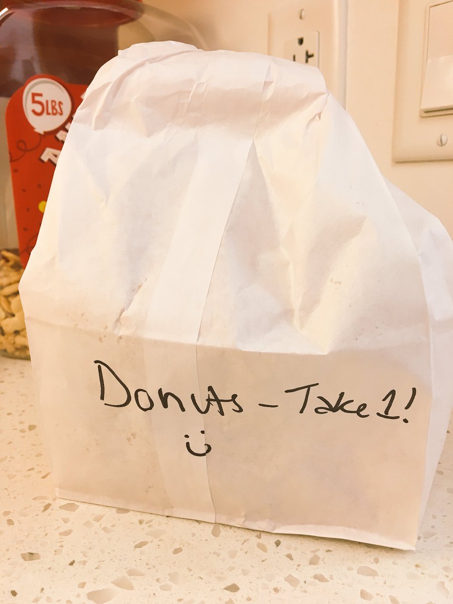 MrsDFifthGrade's tweet photo. Every single action has an impact on others. This made me smile and I didn’t even take a donut! Thank you Mystery Donut Fairy! 🍩 🧚♂️ #tjsRocks #differenceMakers #makeSomeonesDayEveryday https://t.co/vejerRWPWd