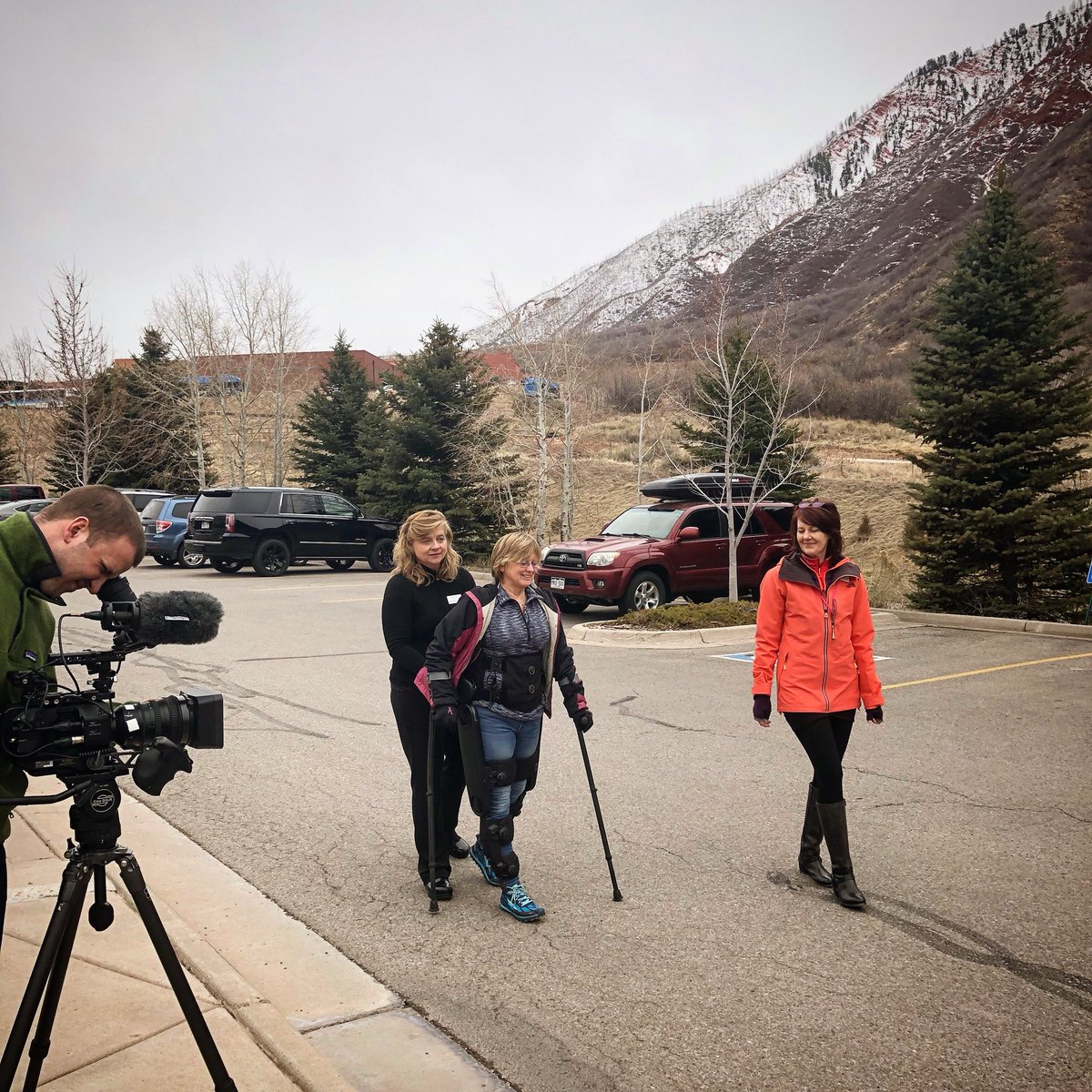 bridgingbionics's tweet photo. Thank you @CNNHeroes for capturing the amazing organization that our #hero @AmandaWalks has created to benefit our community!
@ParkerIndego
#cnnheroes #live #love #bridgemobility #innovation #rehabilitation #walkagain #walk #onestepatatime #wheelchair #physicaltherapy https://t.co/fUPiQKI25M