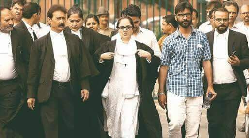 How often do we see a photograph like this?
A confident, professional woman flanked by men who are not lecheroulsy staring at her.

#DaughtersNeedJustice
#KathuaMurderCase
#Unnao 
#UnnaoHorror
#BetiBachao
#UnnaoRapeCase
#KathuaHorror
#क्यों_मोदीजी
#JusticeForAshifa
#Unnaogangrape