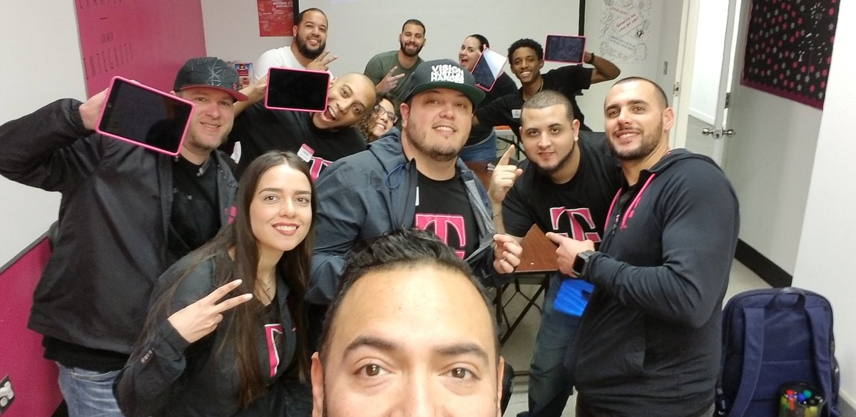 Remo training in full effect <a href="/TMobile/">T-Mobile</a> thank you for the support...#wvistheplacetobe  <a href="/MJnFla/">Matt Jones</a> <a href="/ItaiMenahem/">Itai Menahem</a> @NaKisso @RyanShiell <a href="/JRojas537/">Juan Rojas</a> <a href="/WirelessVision/">Wireless Vision</a> <a href="/RJGomezIII/">Rafael J. Gómez lll</a>
