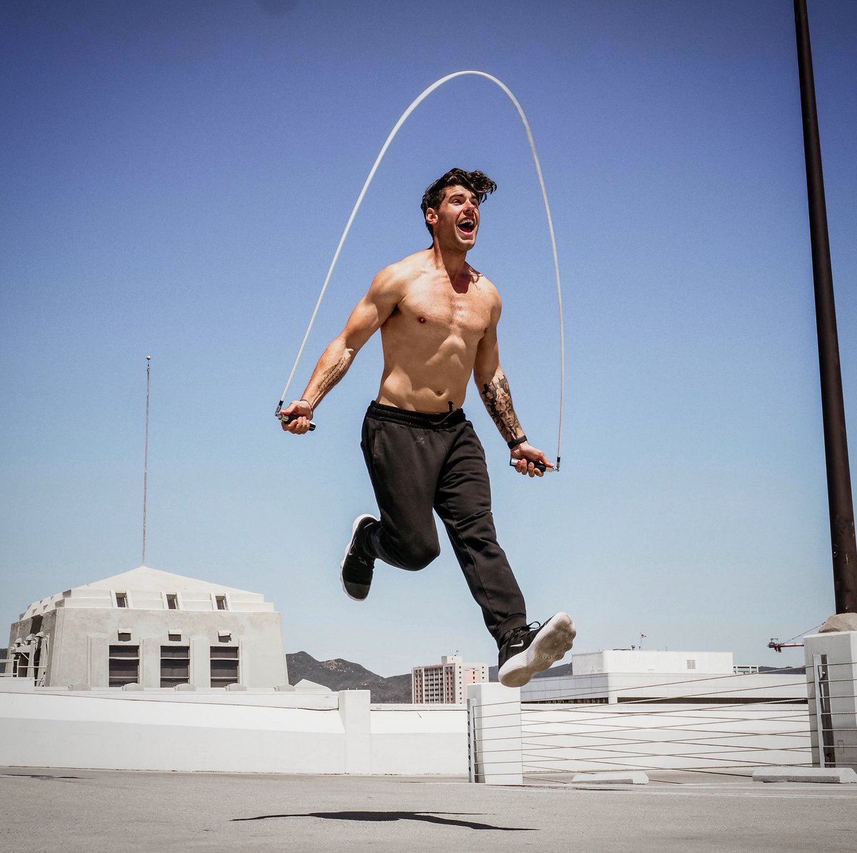zendudedan's tweet image. This is how much I like jump rope