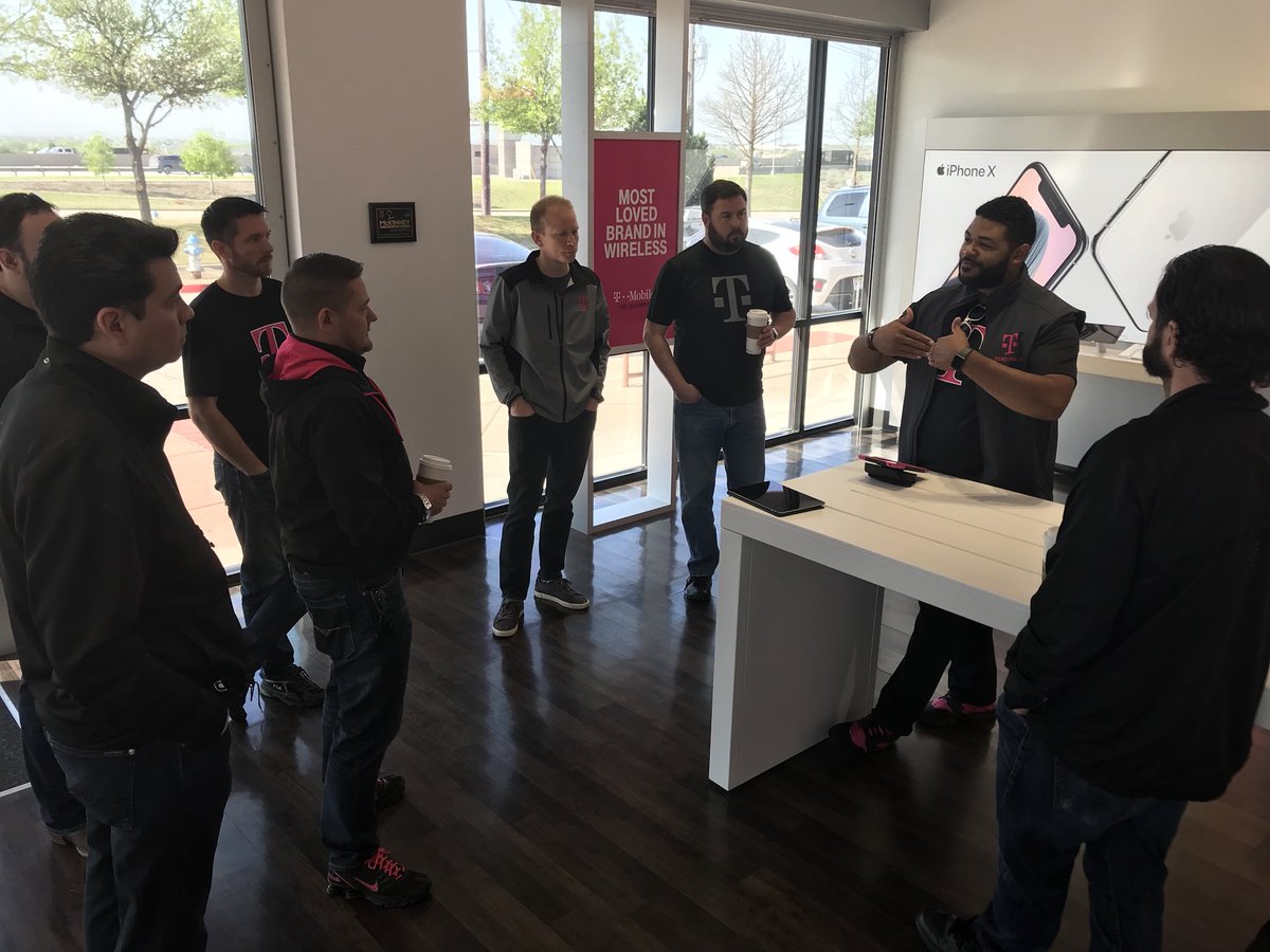 JeffUzueta's tweet photo. Big thanks to @jstn692 and @jonosmith08 for hosting @GPMobileTPR senior leaders today! We walked away with great REMO knowledge and nuggets for greater success! @Sentowski8 @willingofficial @Alisa_Arner https://t.co/PmmXvbxdTJ