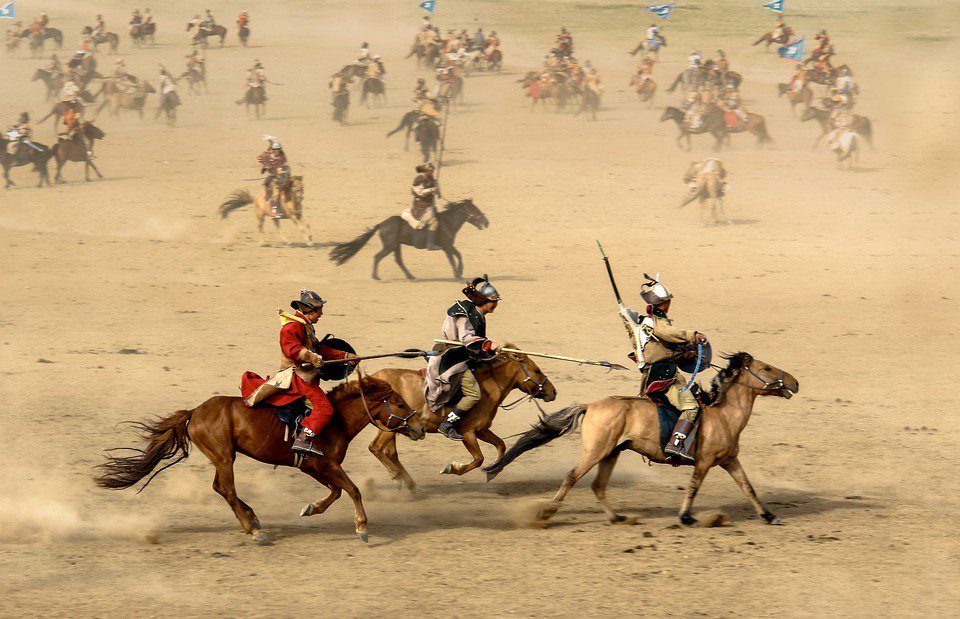 PlaywareStudios's tweet photo. Today’s business is like war, it is gruelling competition. A contest of wills. Here are five powerful strategies that worked for some of the most successful warrior teams in history! #ceo #strategy #corporateinnovation #disruption https://t.co/ix9BnIGEnU https://t.co/eZHJFLSHLC