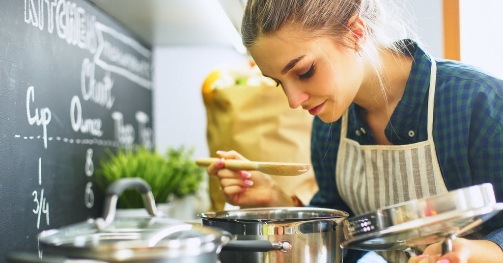 McCollumHearing's tweet photo. 4 tips for cooking with #hearingloss https://t.co/0px6lkeOBz https://t.co/AgenJdxSOa