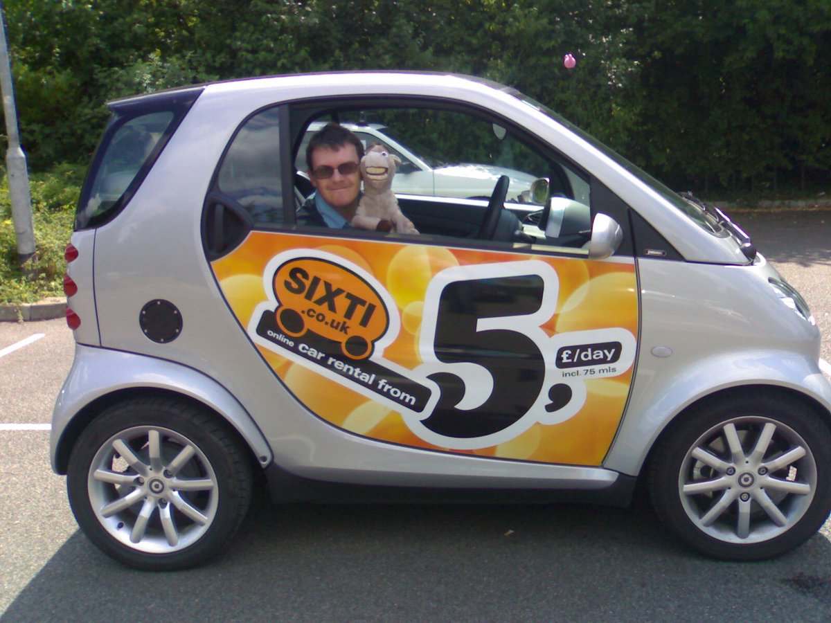 StripeyMiata's tweet photo. Car History Day 18. The world’s cheapest hire car. I don’t think anyone noticed #sixt #smart #fourtwo #fivepoundaday #donkey #justgofaster https://t.co/uq7Ex70mAk