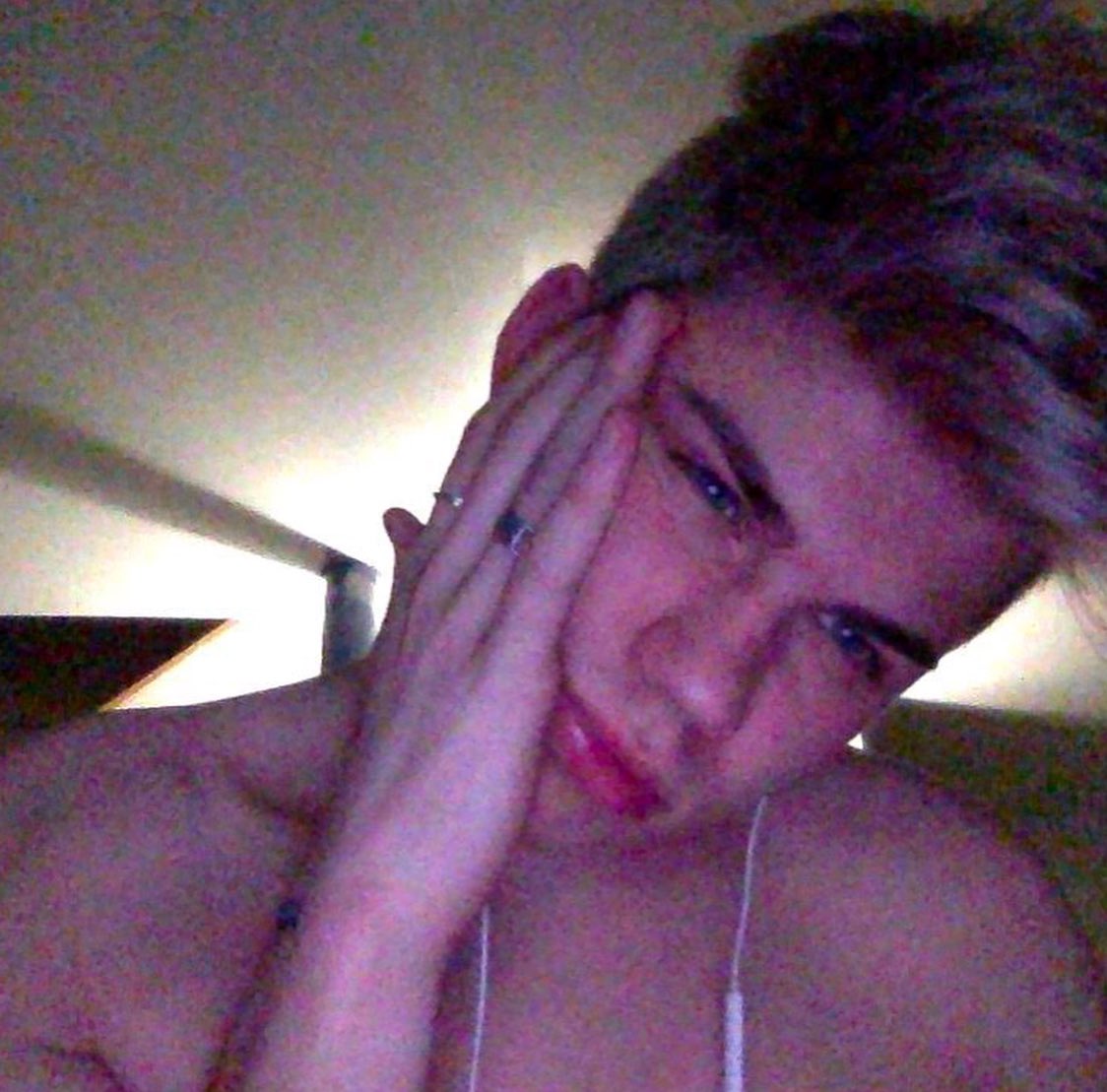 murderlights's tweet image. hey wassup i’m lukas, call me luke, luka, or baby idc. fav/rt for me cuties?