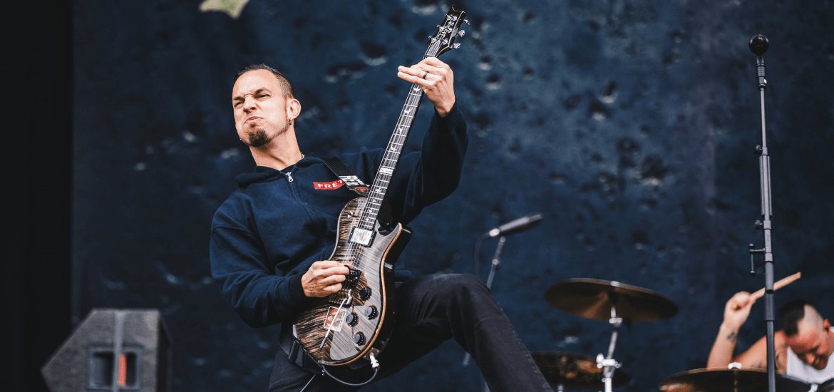 Happy birthday to Mark Tremonti of Alter Bridge. 