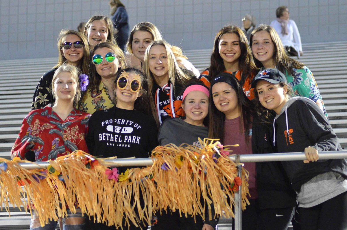 bethelpark_lax's tweet photo. lovin the fan support the past few games👍🏼 https://t.co/fmVytIYEg9