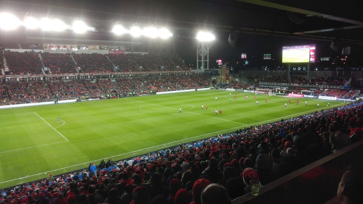 ASC_Soccer's tweet image. Yesterday's first leg of the 2018 @Concacaf Champions League final between @torontofc vs. @Chivas at #BMOField was a total blast. A dream come true. Thanks to Michael Bancheri and @TOTOUSA for this amazing #VIP experience. #soccer #soccerforlife #soccerfans #aurorasoccerclub