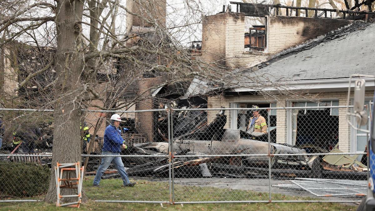 DanLambert22's tweet photo. Two people found dead after fire destroys home owned by elderly couple in Highland Park: "It was horrific"
https://t.co/Ot8ReDApsH https://t.co/CSMhubx2O6
