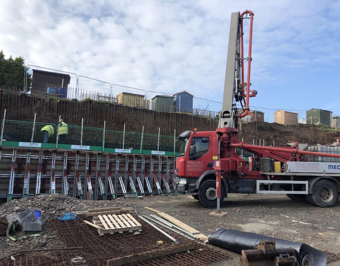 WrightMiniMix's tweet photo. Thanks to Greendale Living for this great picture of one of our concrete pumps on site at Ackland Close, Bideford. It's been great working alongside you! 👷🤝😄 https://t.co/YAcGO4zYTU