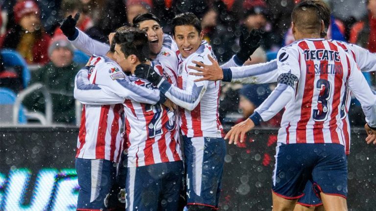 CBWebTelevision's tweet photo. Las #Chivas, cerca del Mundial de Clubes https://t.co/LtuIRCaYC8 https://t.co/tmTjcMvtou