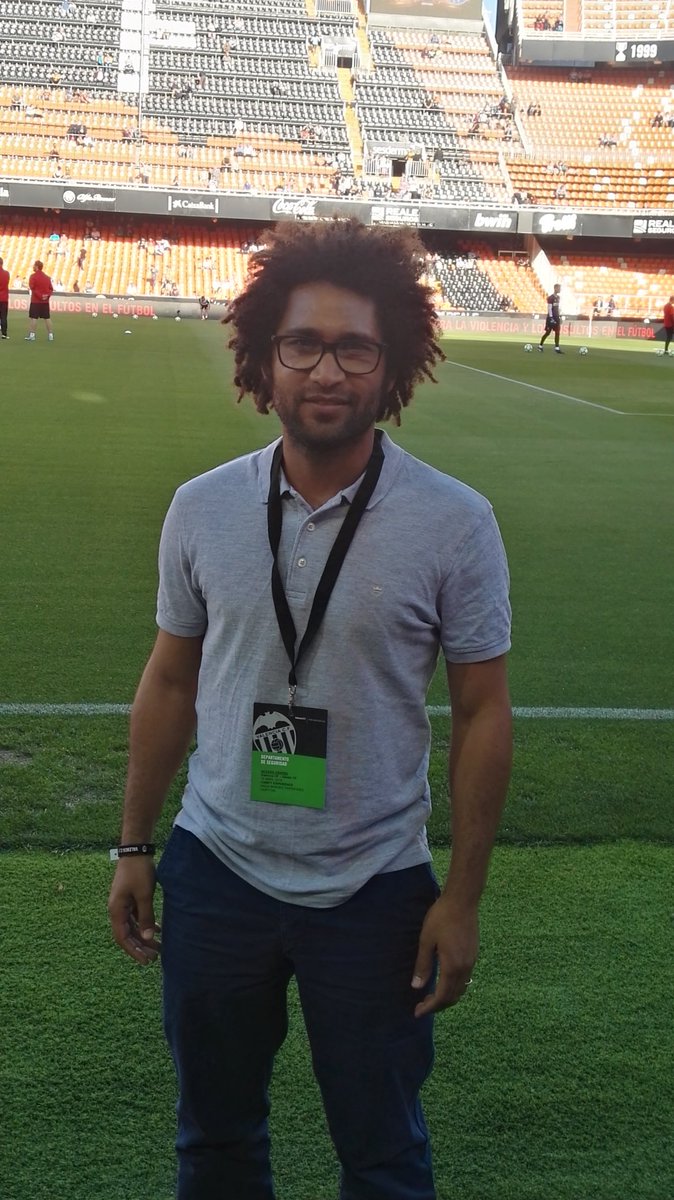 KBokoko's tweet photo. Hoy partido en #Mestalla. Gracias @cabify_espana por esta experiencia inolvidable 👏⚽ #CabifyExperience #AmuntValencia #ValenciaCF https://t.co/jVmLEFny1K