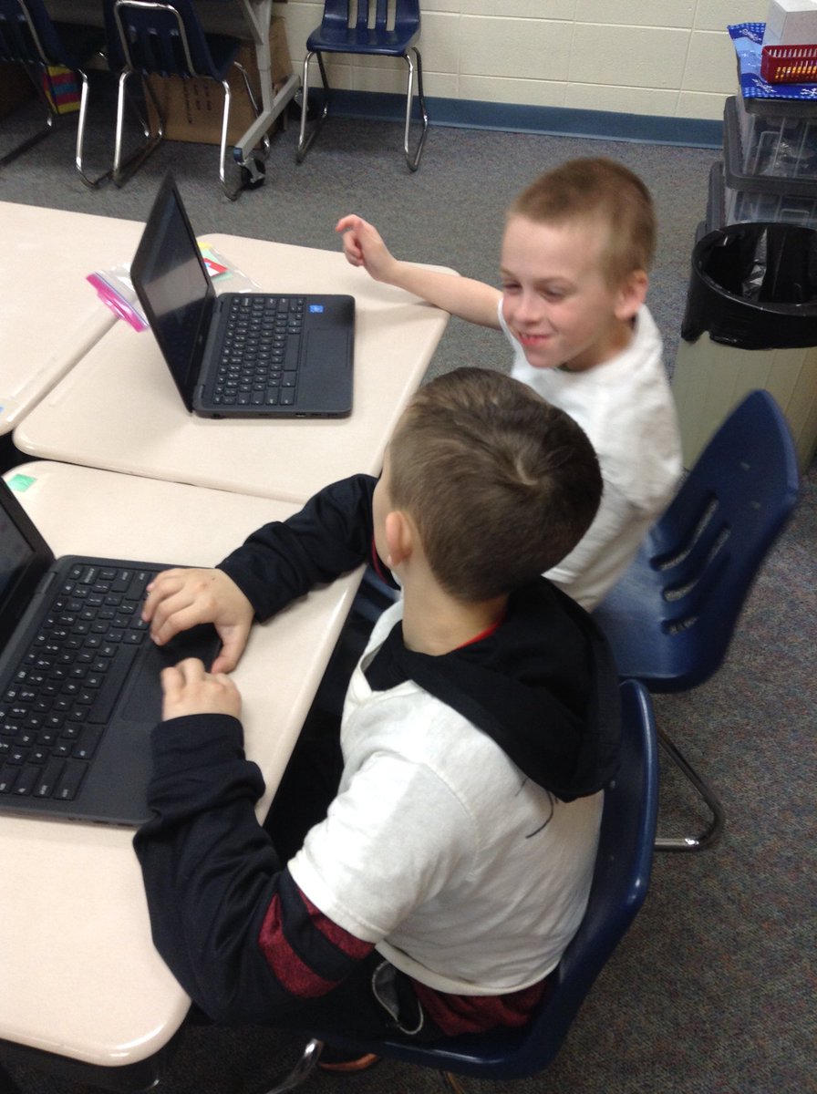 MrsConnerSLP's tweet photo. Teamwork makes dreams work in STEM today! All the kids worked together to use Tinker Box and create cool projects! #polarbearpride https://t.co/06KPoIMB1O