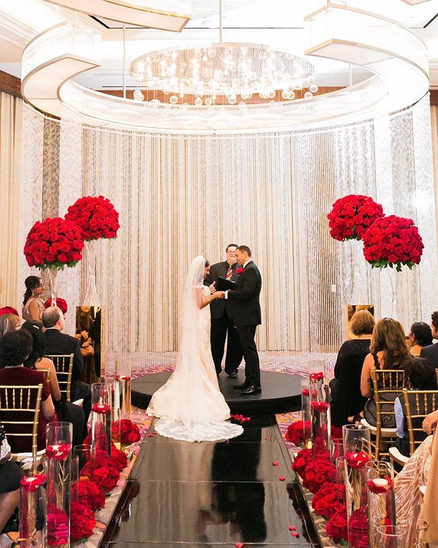 Vows. All dressed up in red and white, black and gold. 
Las Vegas Wedding Planner <a href="/andreaeppolito/">Andrea Eppolito</a> 
Photo <a href="/j/">j</a>.annephotography 
Decor <a href="/dbdweddings/">DBD Weddings</a> 
Venue <a href="/mo_lasvegas/">MO_LasVegas</a> ift.tt/2HwNTIB