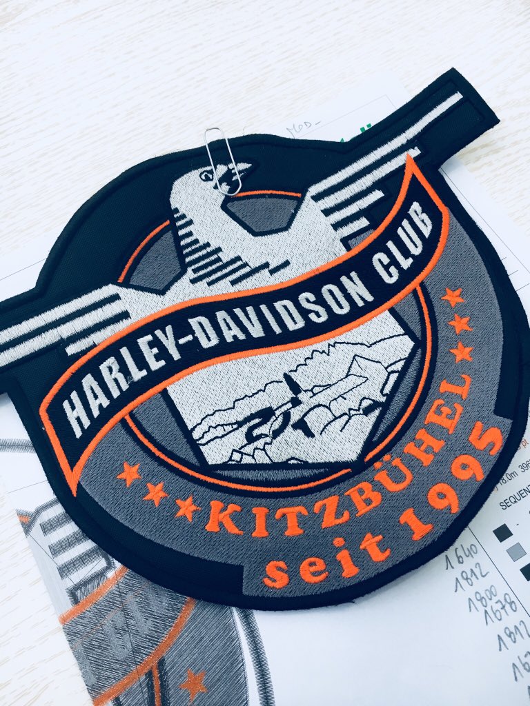 TextileArem's tweet photo. Right products for #bikers #chapter #bikeshow #motorcycles #harleydavidson #indian #travel : #patches &amp; #keychains #RemoveBefore Flight customized https://t.co/f6nUZJdvfo