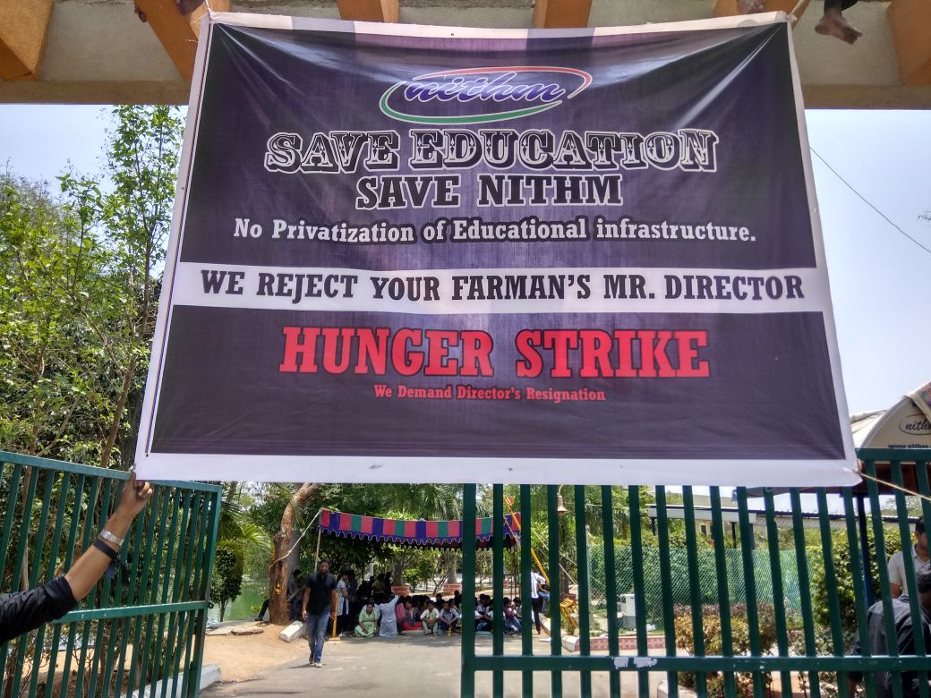 praveenvamsi3's tweet photo. We the students of NITHM Hyderabad, are facing major problems here in campus like Exploitation of our rights, Mental Harassment, and are being threatened by Our Director.. @KTRTRS @TelanganaCMO Sir please consider our grievance. @ndtv @SakshiNewsPaper @TV9Telugu https://t.co/ol8TISgbPJ