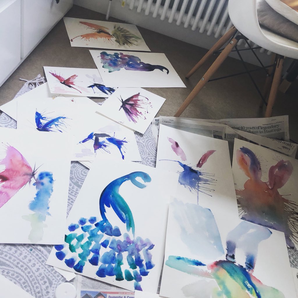cazstapley's tweet photo. When you're on a roll....!!! 💗 🎨 #art #painting #hobbie #watercolour https://t.co/bR6gR3cvj6