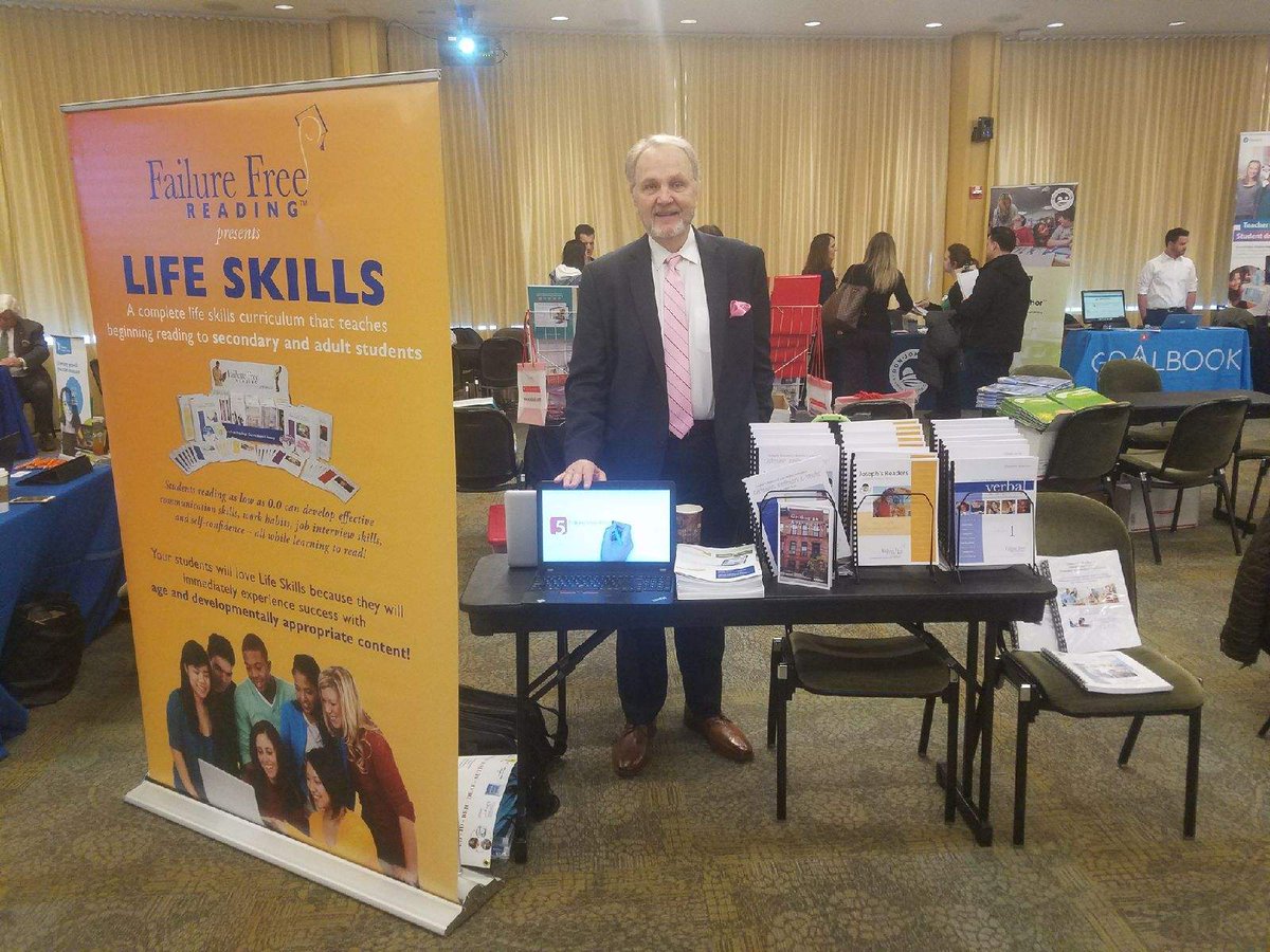 FailureFreeRead's tweet image. Having a great day at #District75 #CurriculumFair! #FailureFreeReading #NewYorkTeachers