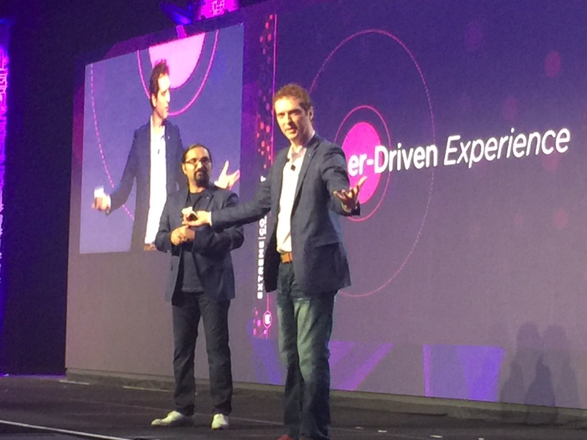 PNOReilly's tweet photo. Nabil and Dan do an amazing demo of the coming Smart Edge technology. Launch next month so stay tuned. #extremeconnect https://t.co/EgZJa97F38