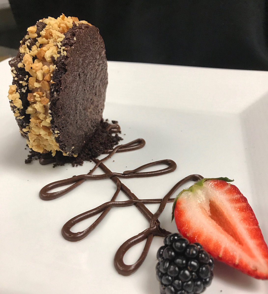 ChefJuliette's tweet photo. #playingwithchocholate double chocolate peanut-skor ice cream sandwich @BurlingtonGolf https://t.co/GnqiSUZpel